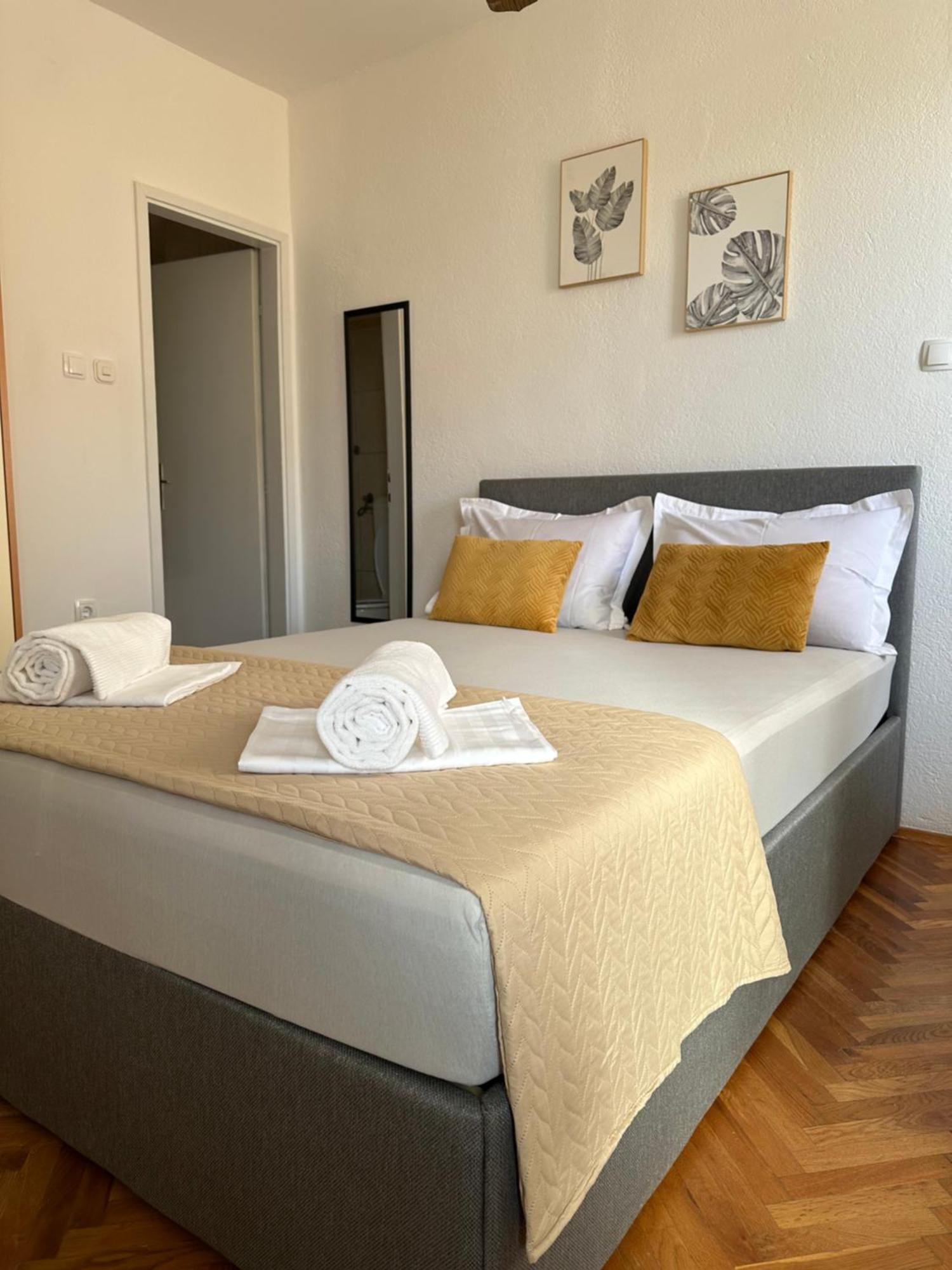 Villa Ruza 30M From The Beach Baška Voda Habitación foto