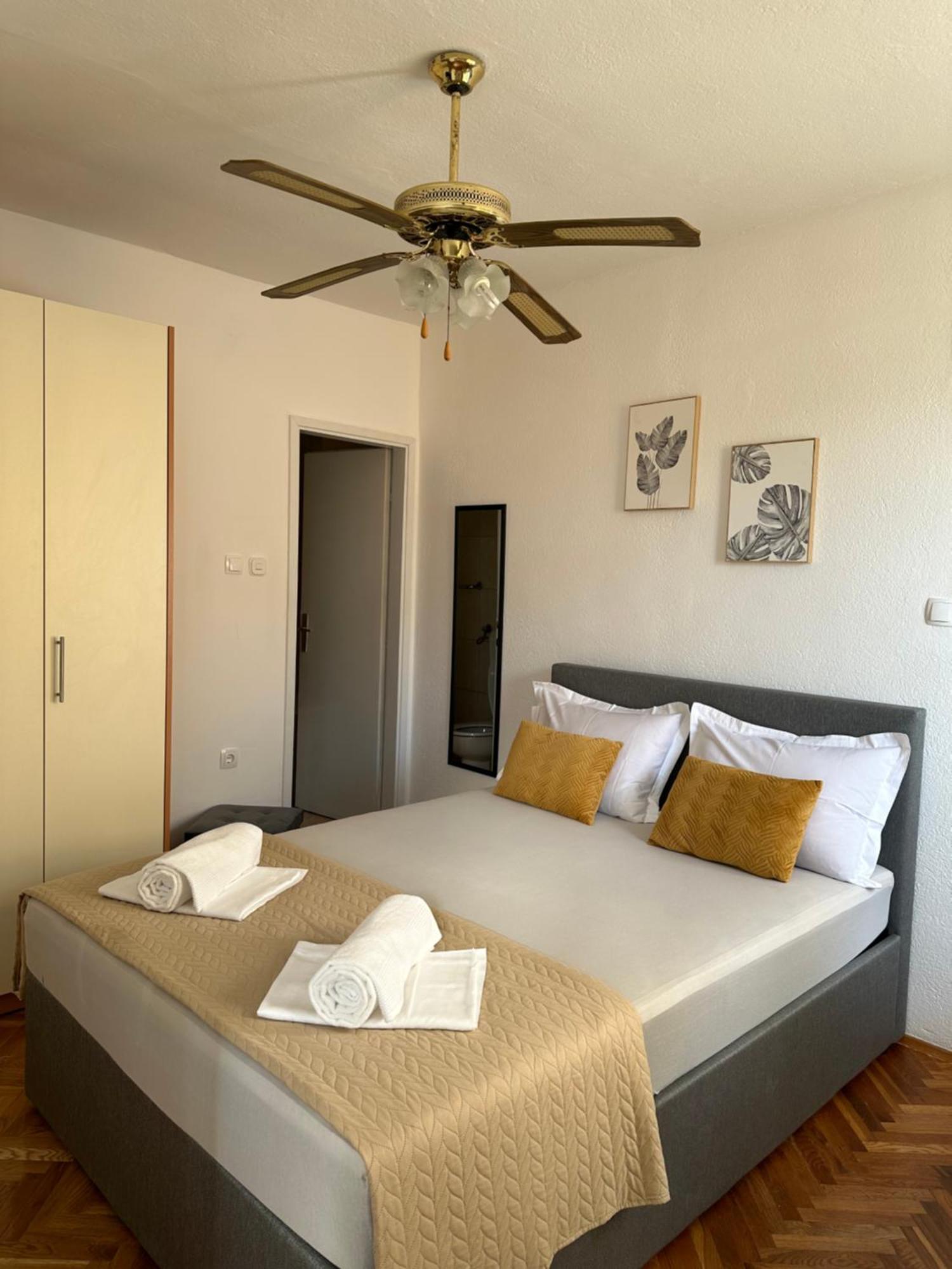 Villa Ruza 30M From The Beach Baška Voda Habitación foto